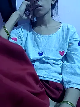 ErzabelLew – webcam model profile photo Image 7