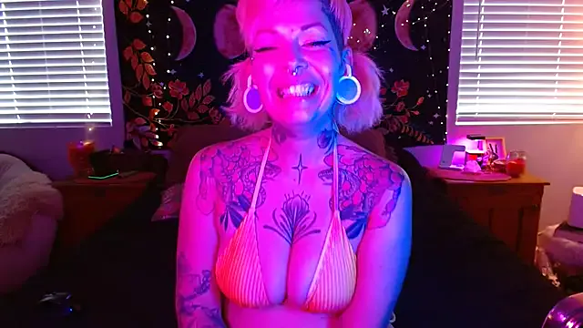 Eva_Monroe- Image 5