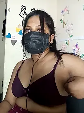 LaraOlson – webcam model profile photo Image 2