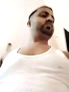 FCUKME71 – webcam model profile photo