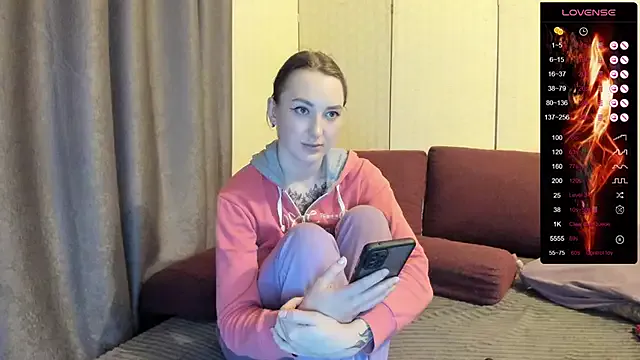 Feral-Berry22 – webcam model profile photo