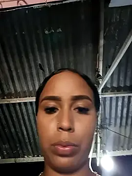 nano-da-u – webcam model profile photo Image 15