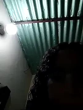 nano-da-u – webcam model profile photo Image 4