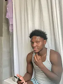 kiraa-0051 – webcam model profile photo Image 4