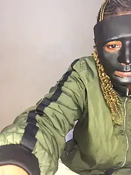 hotmilfbitch – webcam model profile photo Image 9