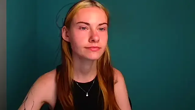 FariBanxOfficial – webcam model profile photo Image 6