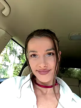 GracieCarter – webcam model profile photo Image 2