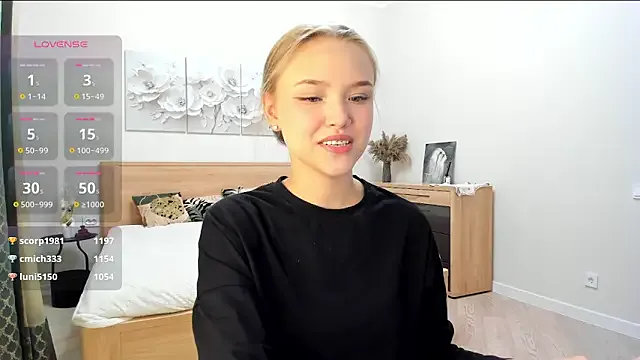 Emely – webcam model profile photo Image 9