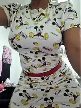 HeleneMonroe – webcam model profile photo Image 5