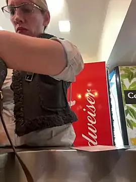 Kissy16 – webcam model profile photo Image 13