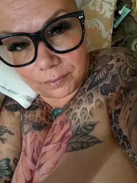 ChloeWills – webcam model profile photo Image 11