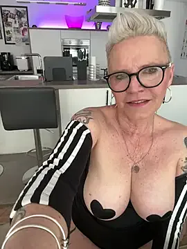 German_Milf Image 10
