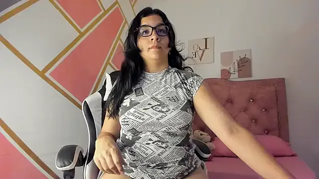 AlyssaHottv_ – webcam model profile photo Image 8