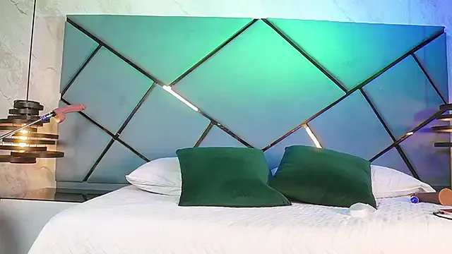 ElaRossie – webcam model profile photo Image 10