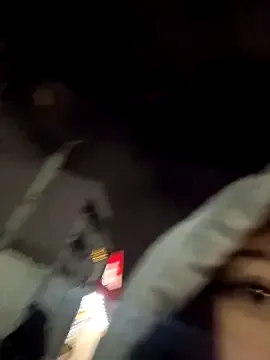 Raisa – webcam model profile photo Image 8