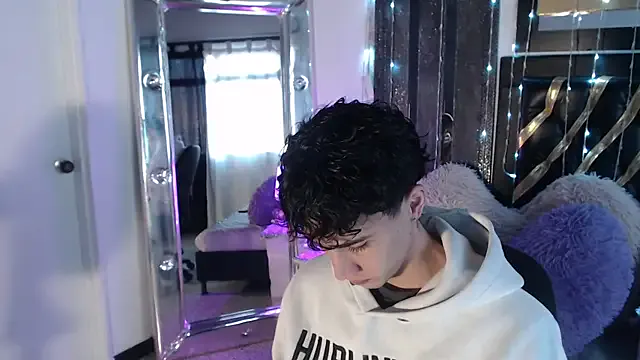 Marry_Cordy – webcam model profile photo Image 3