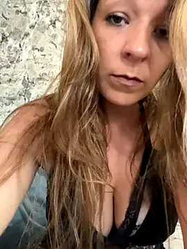 GoodWifeLillyy's Thumb Image