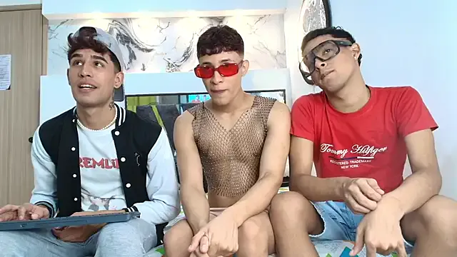 SunnyLeo88 – webcam model profile photo Image 3