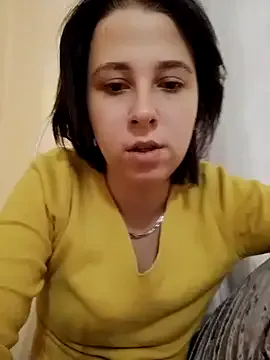 LilyReyes – webcam model profile photo Image 19