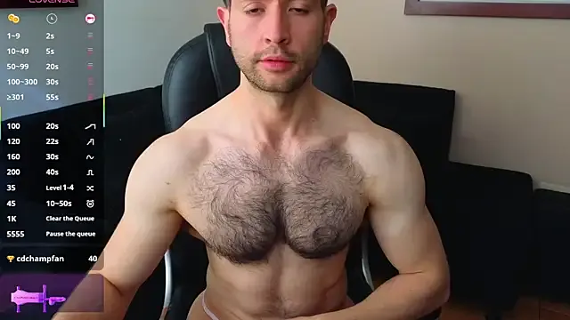 Nicol – webcam model profile photo Image 14