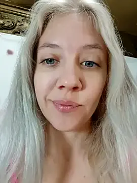 IngridMuller – webcam model profile photo Image 17