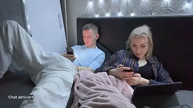 HighAndCouple Image 2