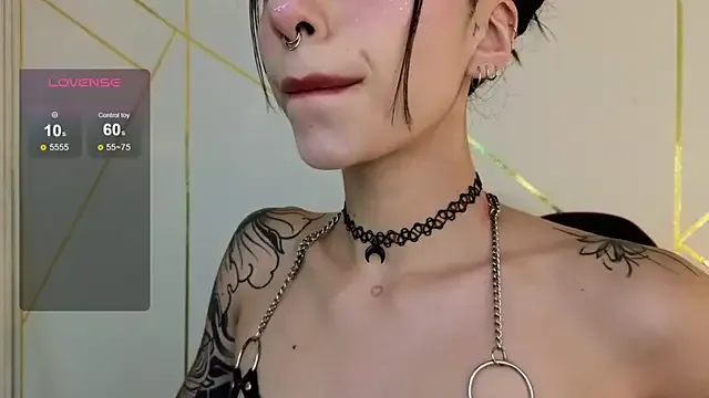 Hollyxx's Thumb Image