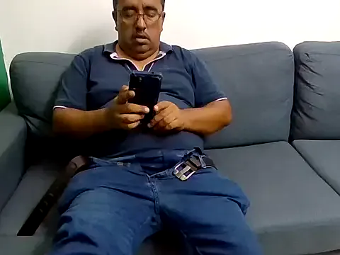 MariiD – webcam model profile photo Image 11