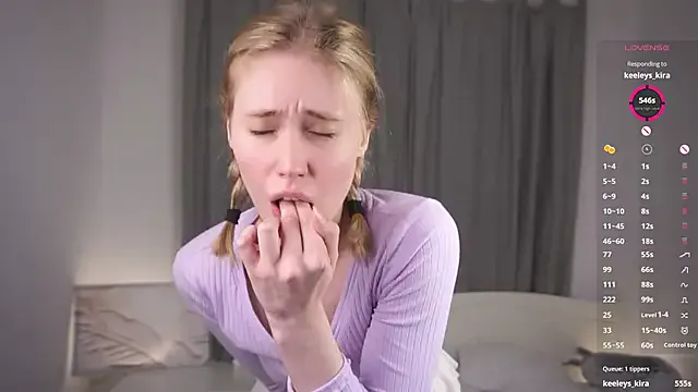 MariiD – webcam model profile photo Image 2