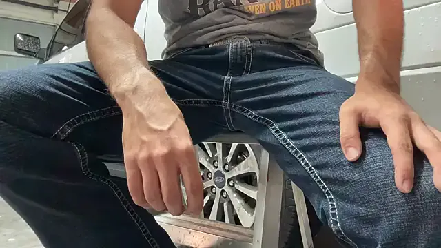 EvanyaRose – webcam model profile photo Image 7