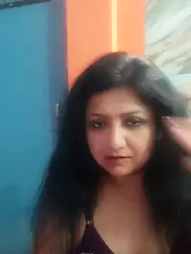 IsabelleBianchi – webcam model profile photo Image 2