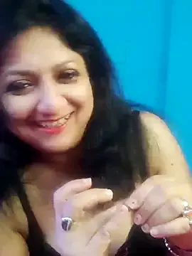 IsabelleBianchi – webcam model profile photo Image 5