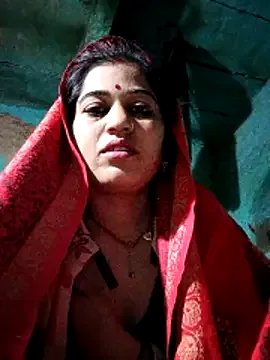 SarithaBroun – webcam model profile photo Image 10