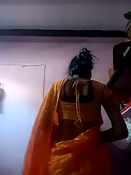 PollyElfi – webcam model profile photo Image 6