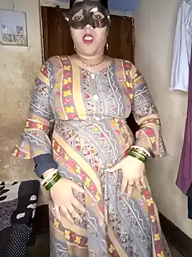 AriaSins – webcam model profile photo Image 4