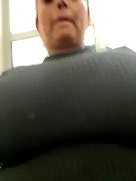 Bad_Girl_Sakura – webcam model profile photo Image 5