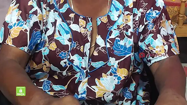 MollyBoston – webcam model profile photo Image 9