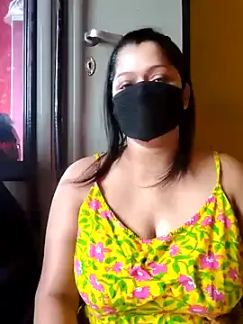 KaiaLoren – webcam model profile photo Image 6