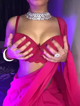 oh_nina – webcam model profile photo Image 4