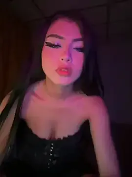 BUSTYMARINA_ – webcam model profile photo Image 6