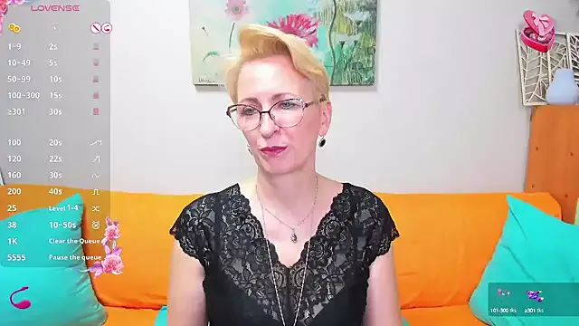 EmiliaVolkof – webcam model profile photo Image 6