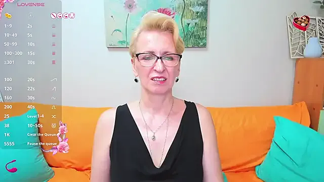 EmiliaVolkof – webcam model profile photo Image 9