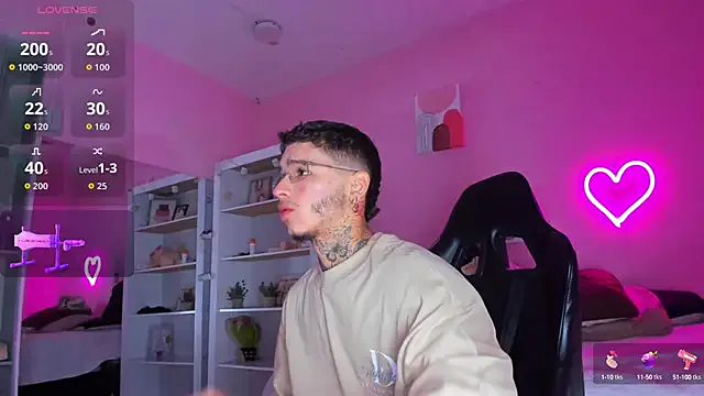 JuicyFruits93 – webcam model profile photo Image 10