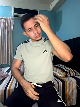 AdrianaAndrade – webcam model profile photo Image 12