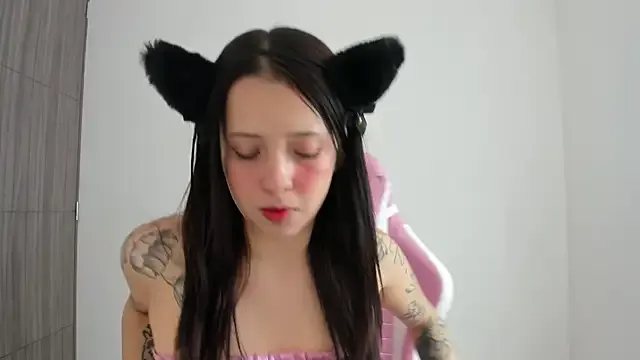 Runarunapi – webcam model profile photo Image 15