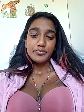 LuluWilde – webcam model profile photo Image 11