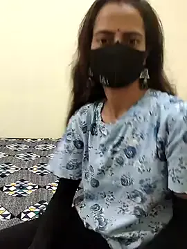 SarithaBroun – webcam model profile photo Image 4