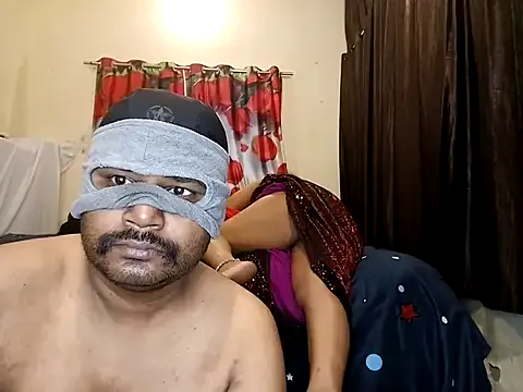 EsmeBrowm – webcam model profile photo Image 11