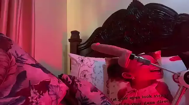 IndianSquiterZoe Image 2