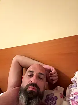 MiaPersy – webcam model profile photo Image 12